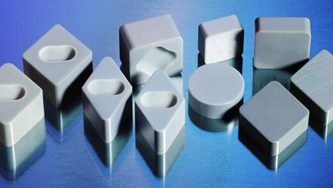 Ceramic store cutting tools