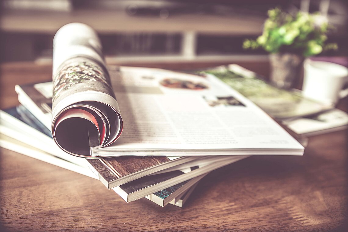 Magazines Table